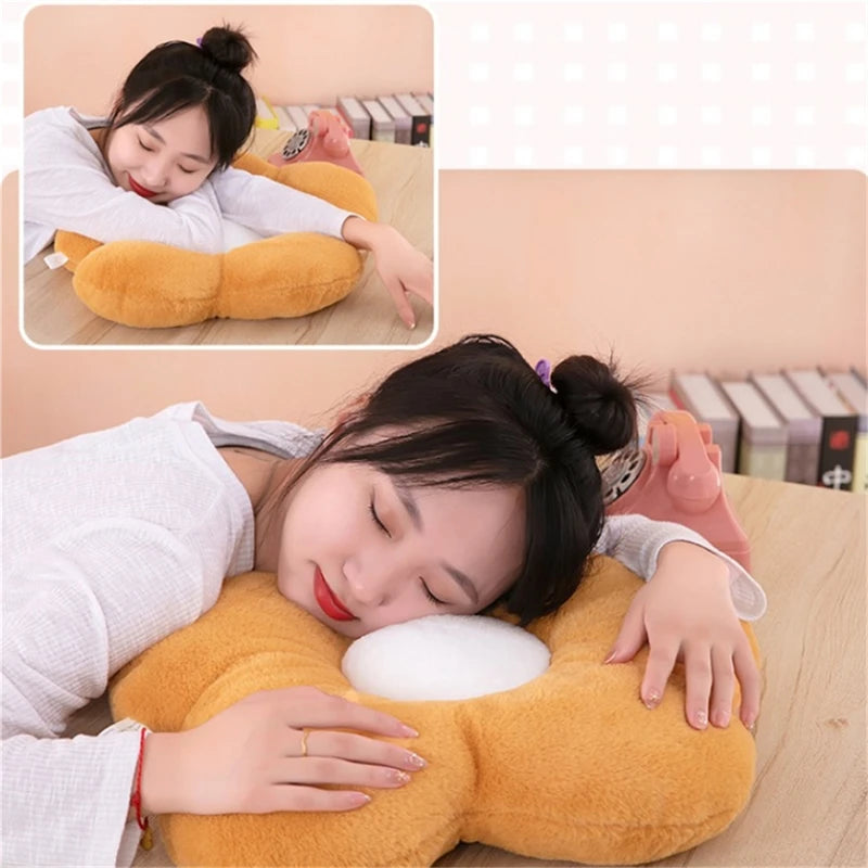 Daisy Five-Petal Plush Cushion – Soft Flower Pillow for Bedroom or Reading Nook