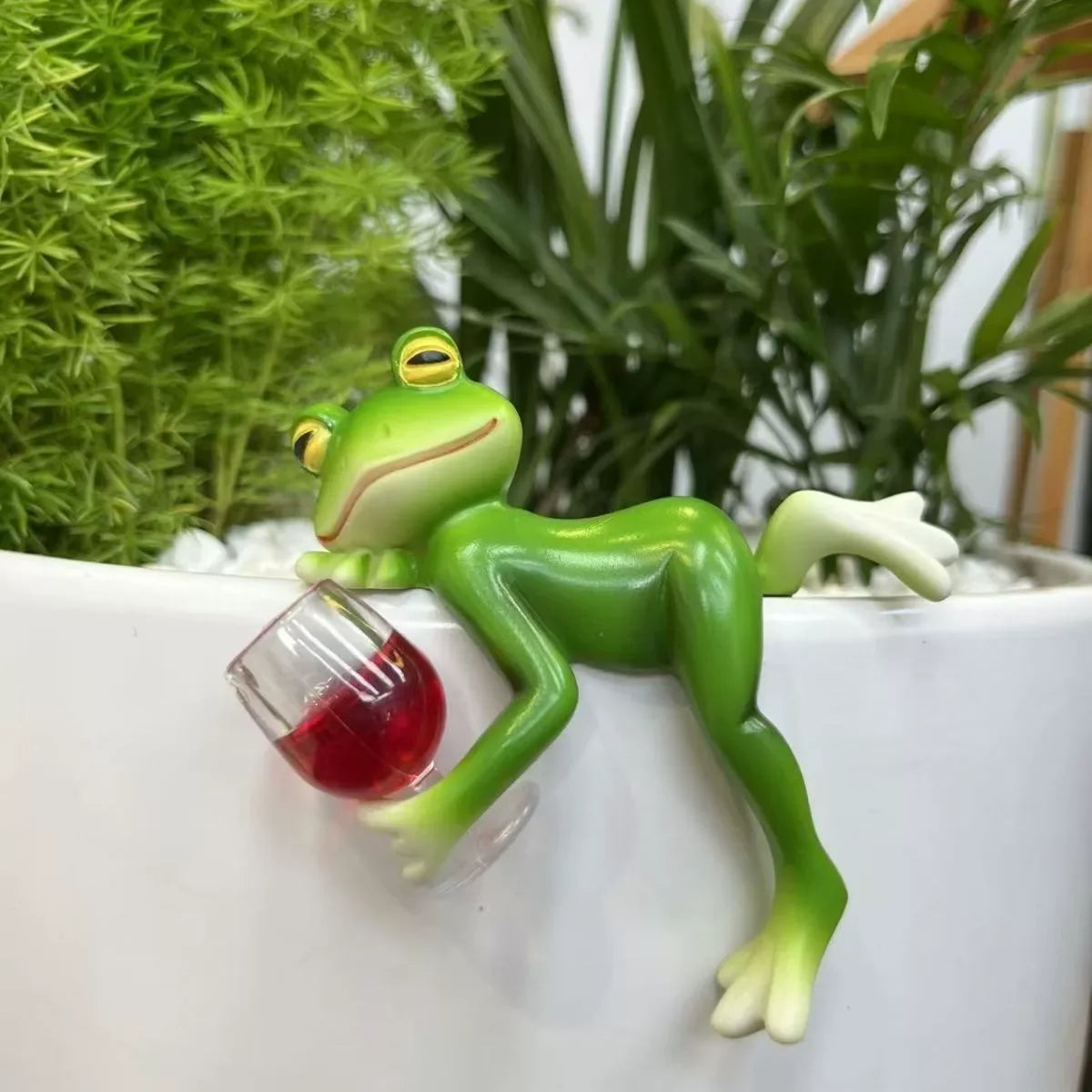Elmstead Resin Frog Planter Decor Figure