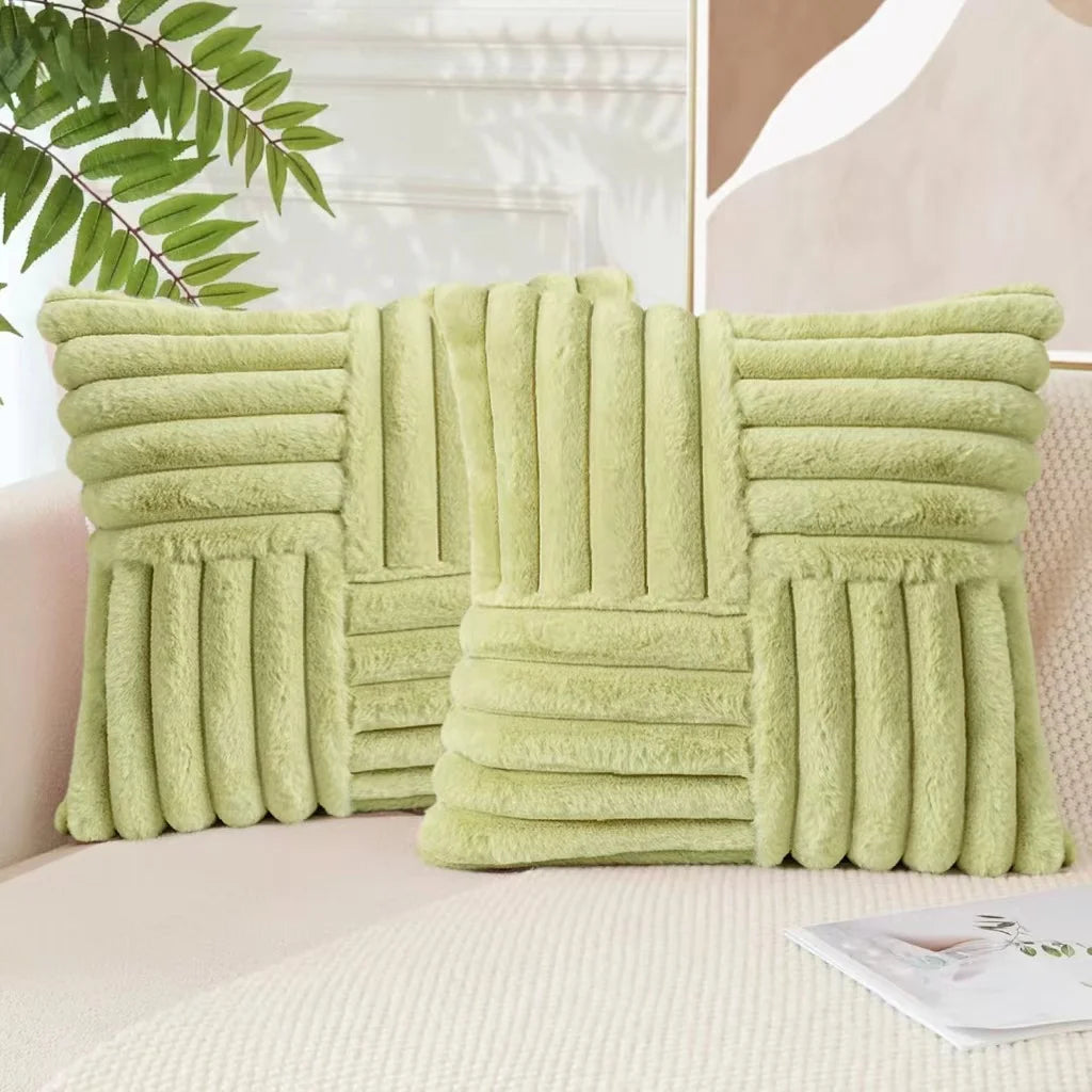 Plush Geometric Throw Pillow Covers – Set of 2, Ultra-Soft 45x45cm for Living Room or Bedroom Cozy Decor
