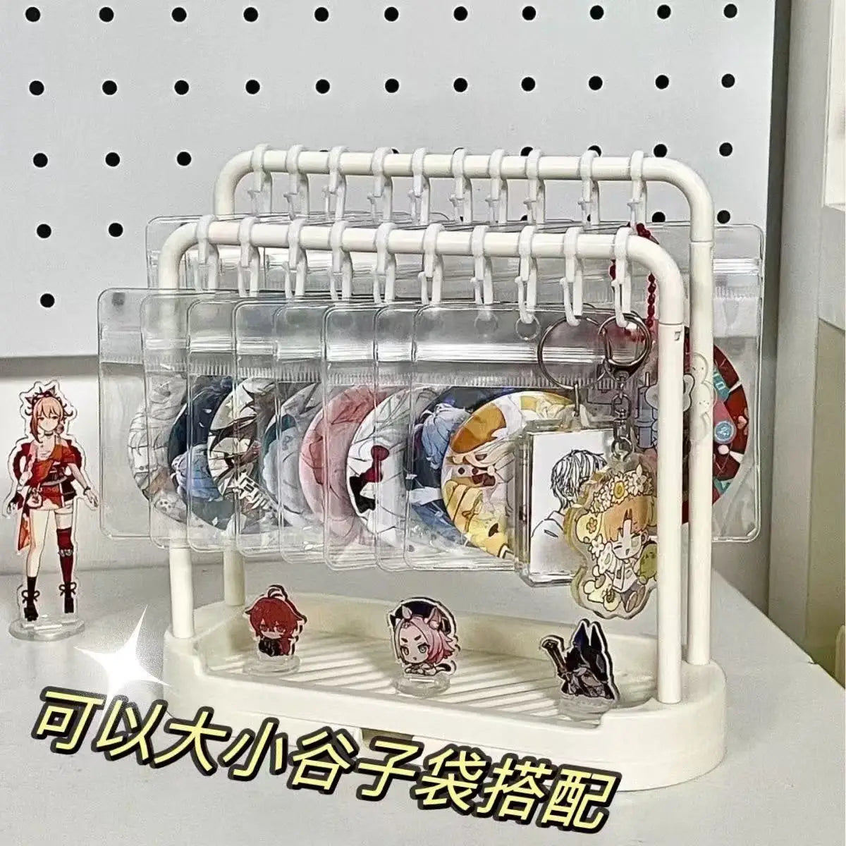 Baroque-Style Desktop Badge & Keychain Display Organizer