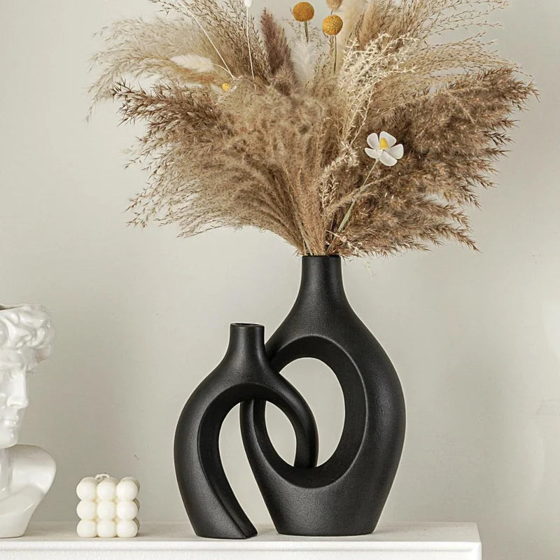 Noren Sculptural Resin Vase – Modern Minimalist Table Décor