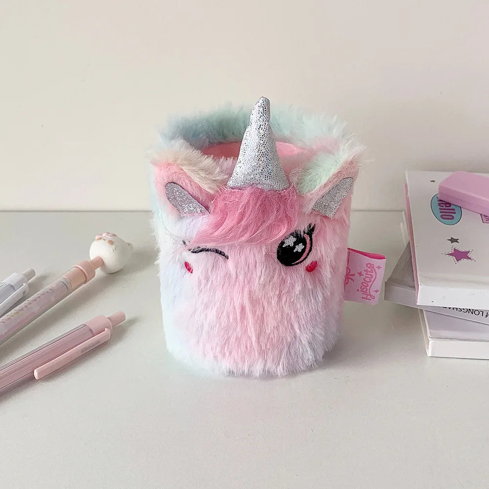 Maple Plush Animal Pen Holder – Soft Desktop Organizer for Kids & Home Offices