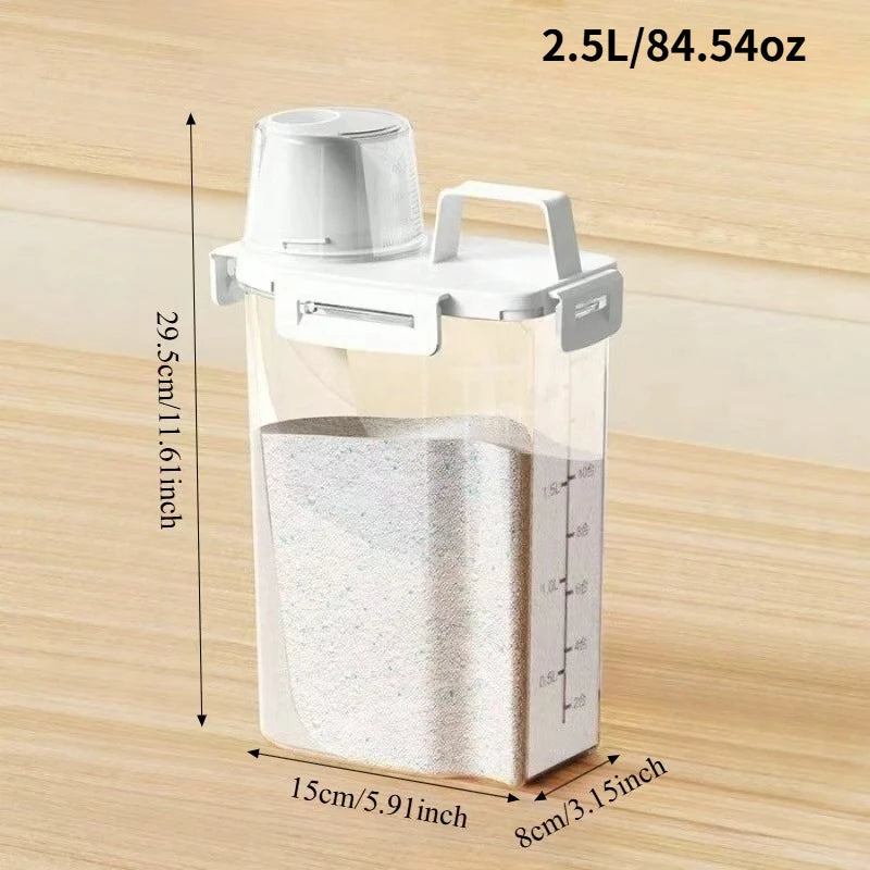 Single 2.5L clear plastic food container with white lid and handle, measurements in centimeters and inches shown