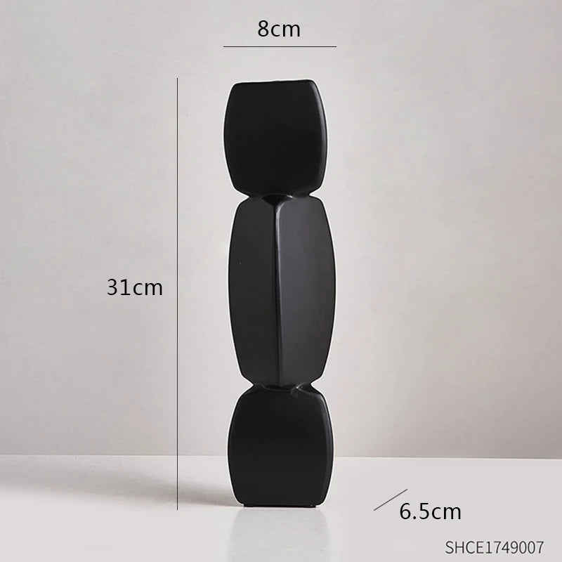 Edda Sculptural Ceramic Vase – Modern Minimalist Tabletop Decor