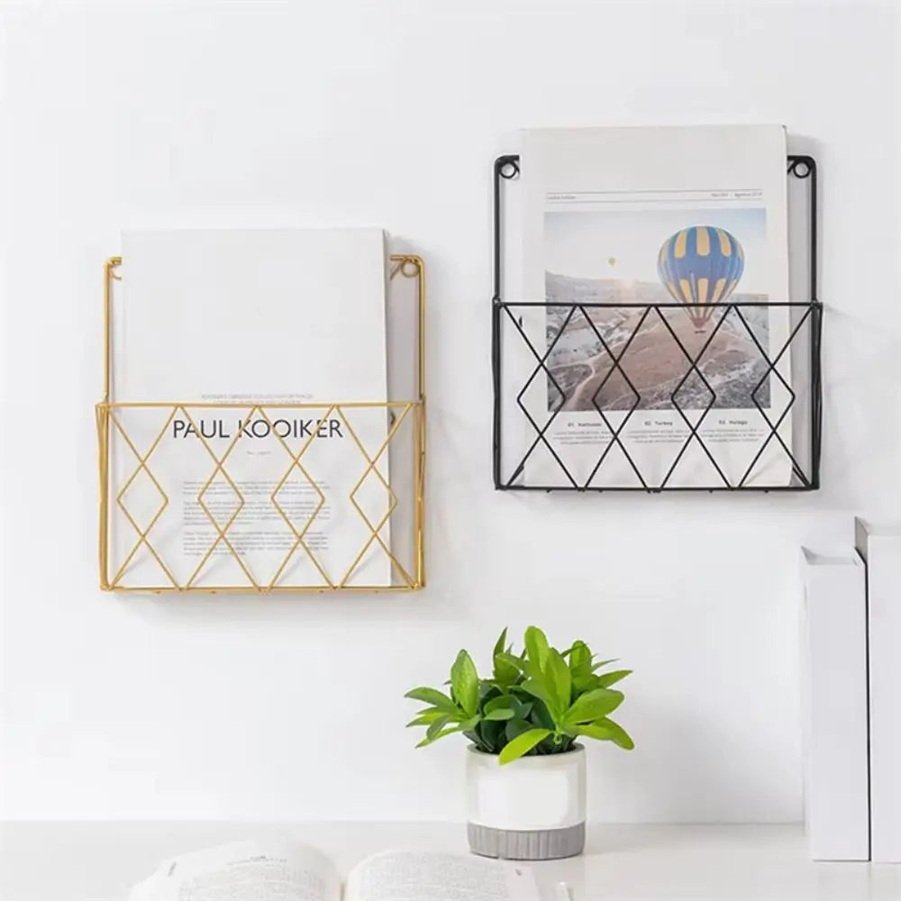 Diamond Grid Metal Wall-Mounted Magazine Rack Organizer – Black or Gold, Living Room & Home Office