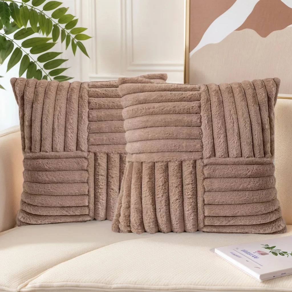 Plush Geometric Throw Pillow Covers – Set of 2, Ultra-Soft 45x45cm for Living Room or Bedroom Cozy Decor