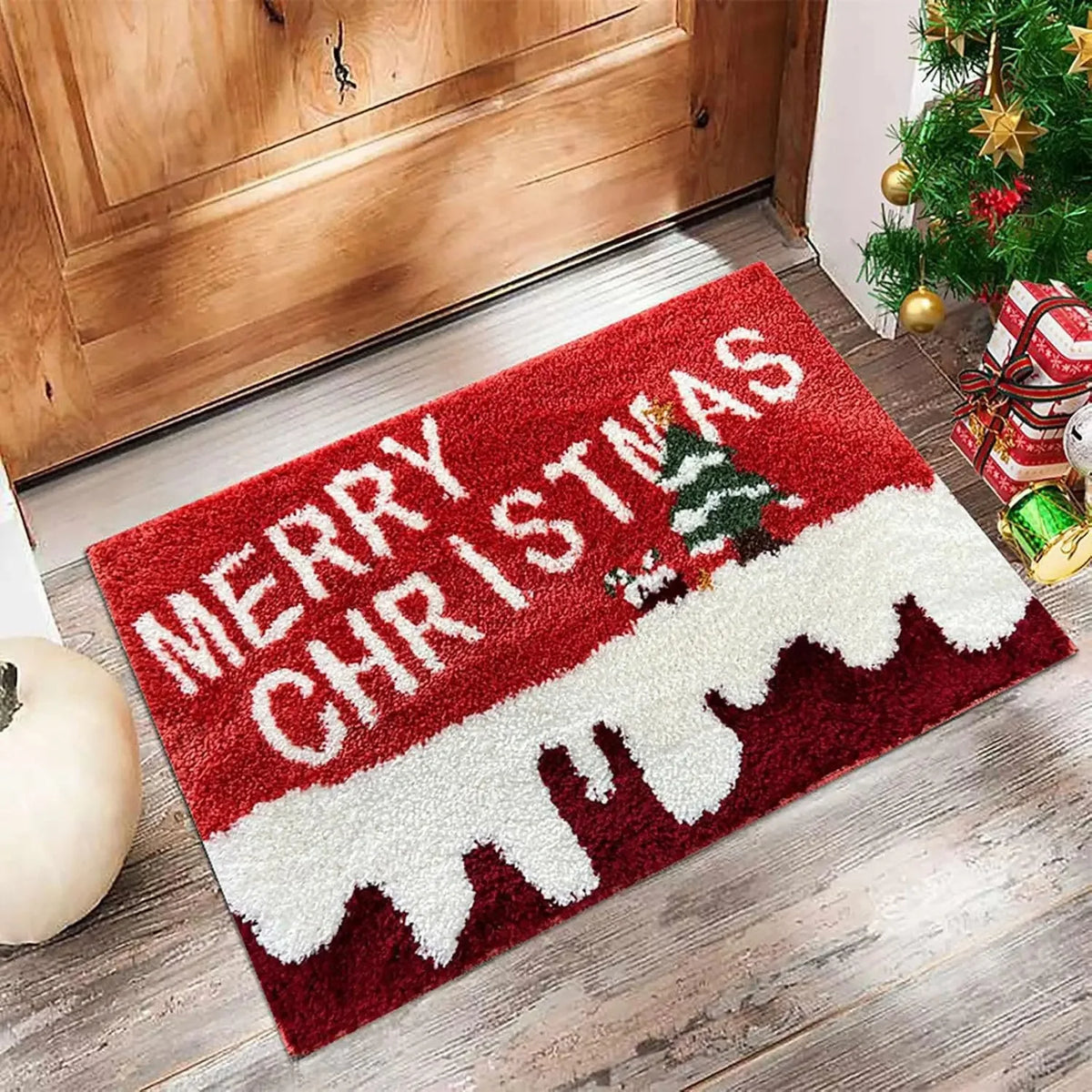 Festive Holiday Welcome Mat with Non-Slip Backing for Entryway or Porch, 60x40cm – Santa, Reindeer & Christmas Motifs