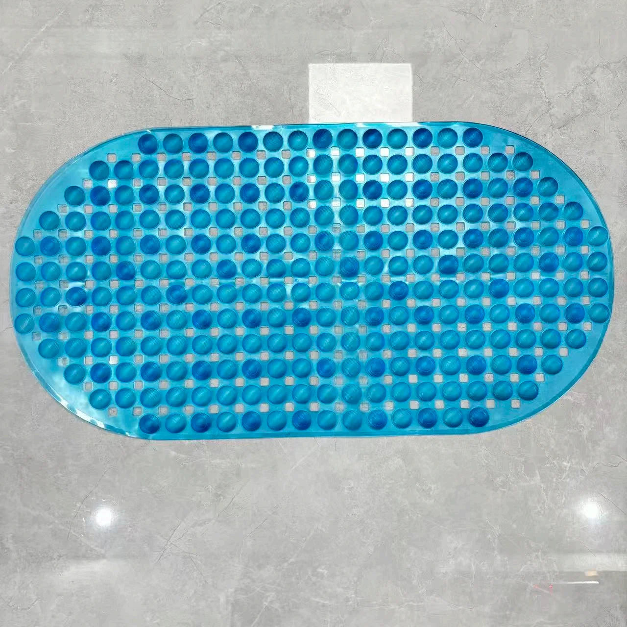 Oval Non-Slip Bath Mat with Suction Cups, 35x66cm