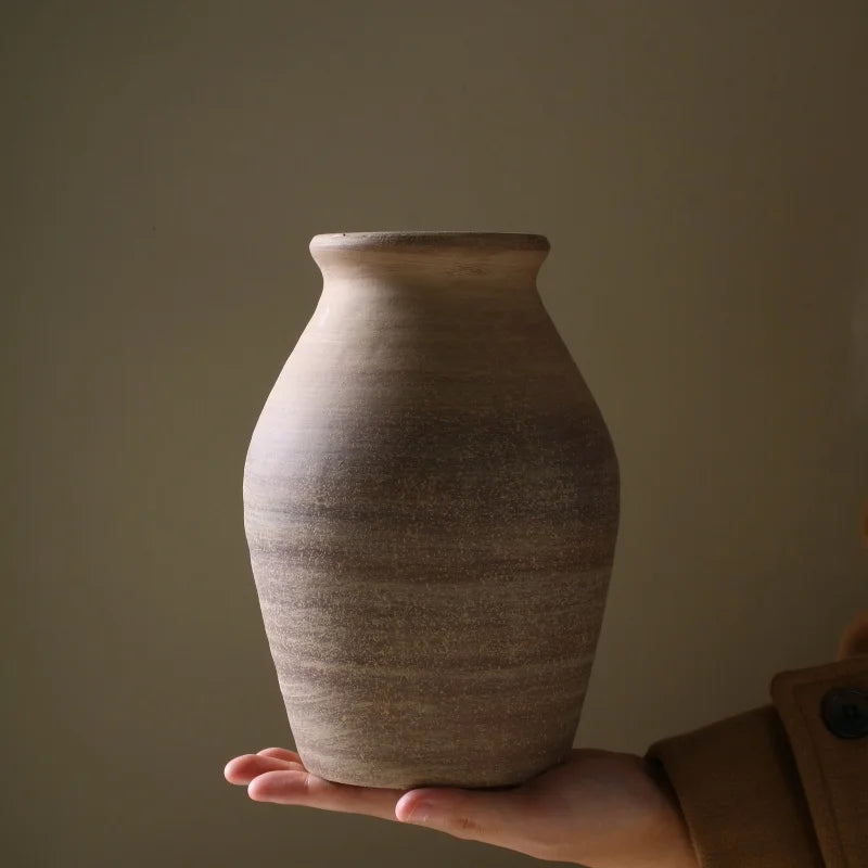 Arden Rough Clay Ceramic Vase for Dried Flowers – Vintage-Inspired Tabletop Decor