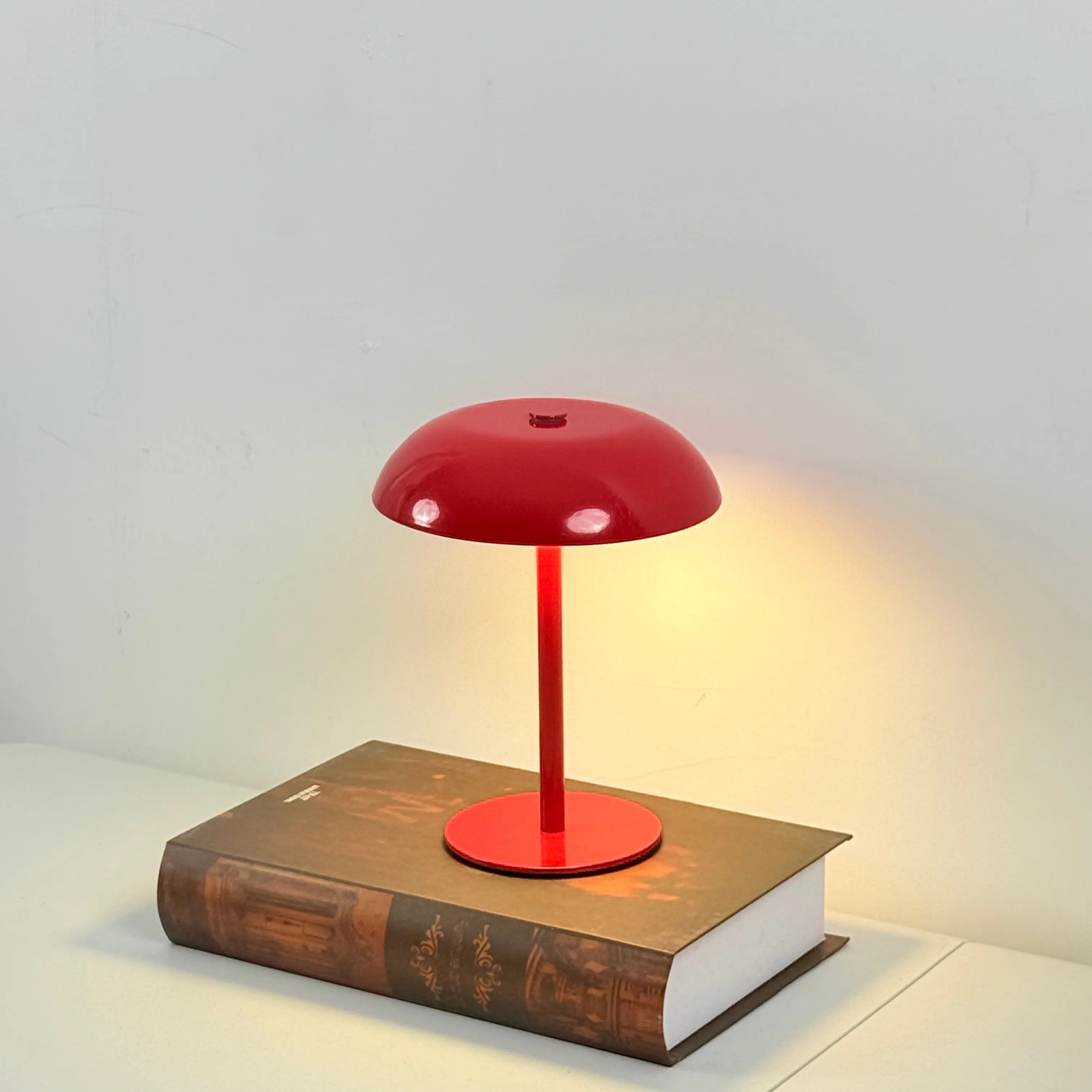Arlo Rechargeable Touch Table Lamp