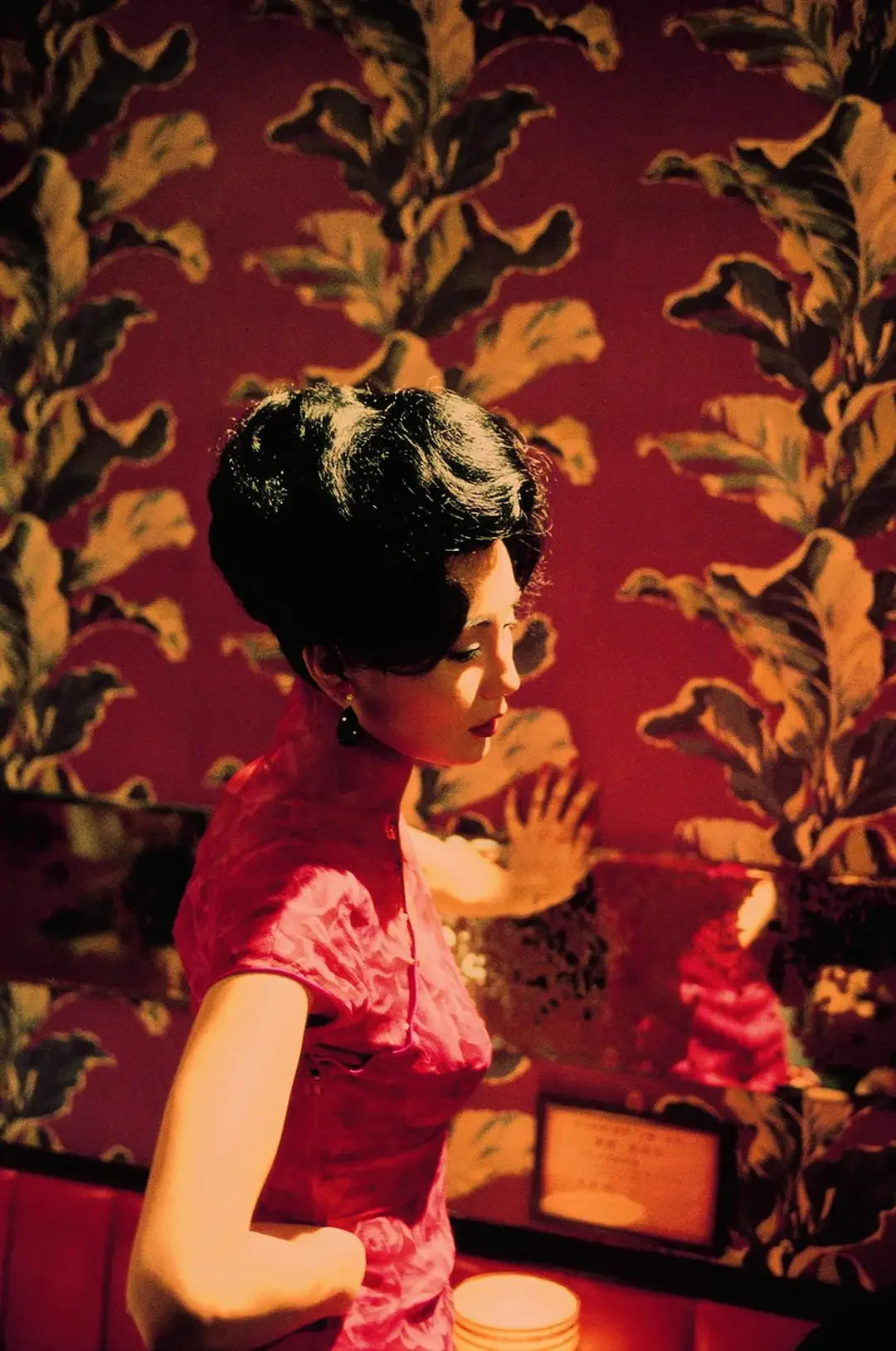In the Mood for Love Art Poster – Unframed Canvas Wall Print