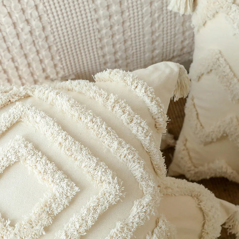 Sadie Tufted Cotton Tassel Pillow Cover
