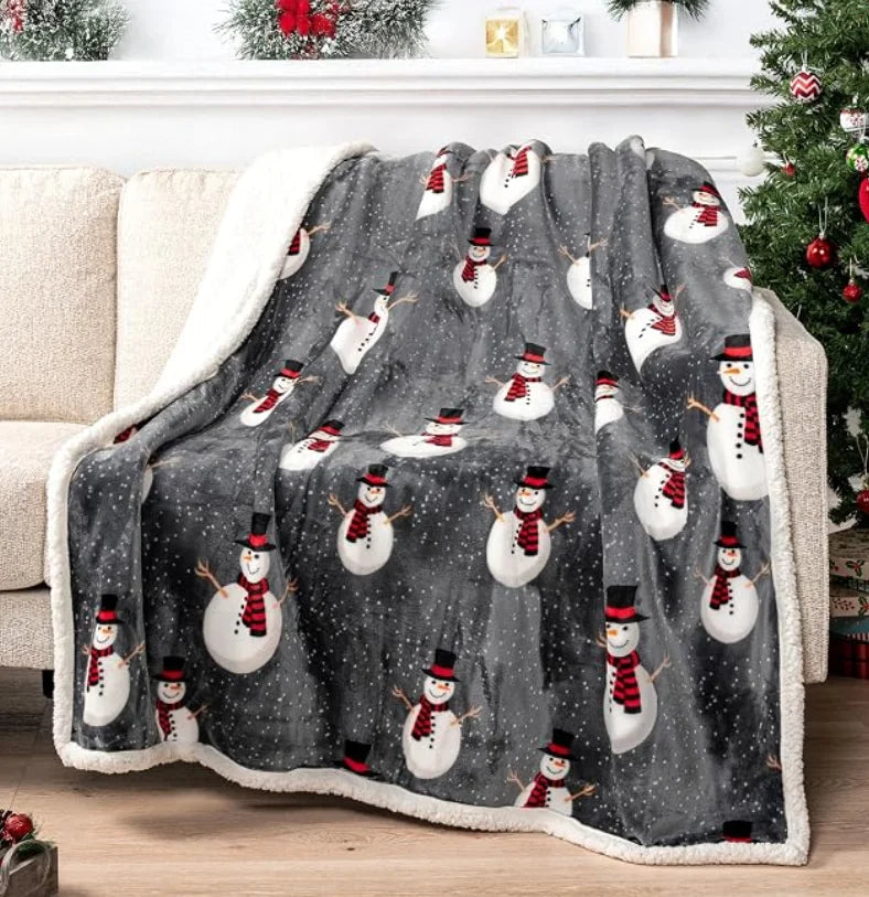 Cozy Sherpa Christmas Throw Blanket – Festive Fleece Holiday Blanket for Sofa, Bed, or Living Room Decor