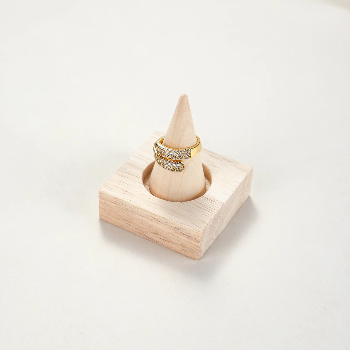 Oakley Natural Wood Ring Holder Stand – Desktop Jewelry Organizer