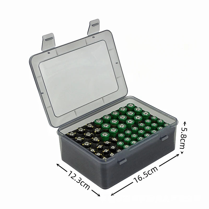 Gray battery organizer box with clear lid, filled with AA and AAA batteries, shown with exterior dimensions labeled in centimeters.