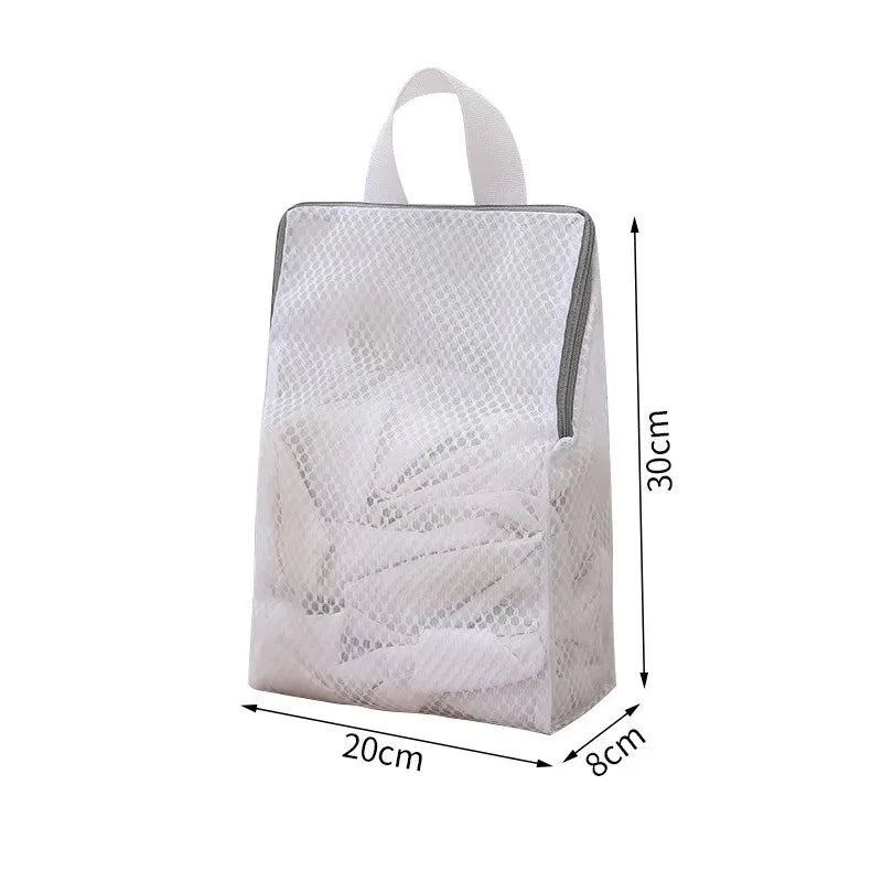 Mesh Zippered Laundry Bags for Delicates & Everyday Clothing Care – Fine or Coarse Polyester Net in 4 Rectangular Sizes